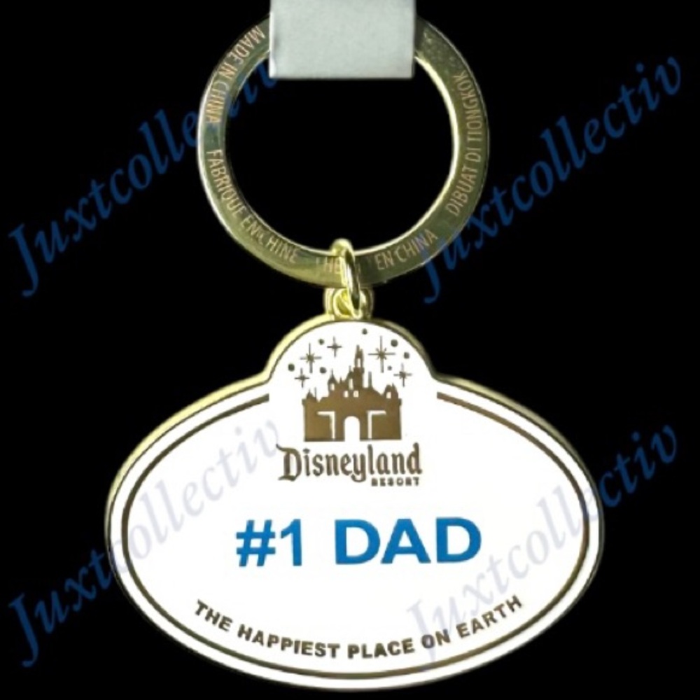 NWT Disneyland Name Tag #1 Dad Keychain